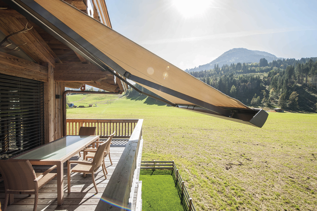 Wohnbau Kitzbühel_RA93_LUNA_Loggia