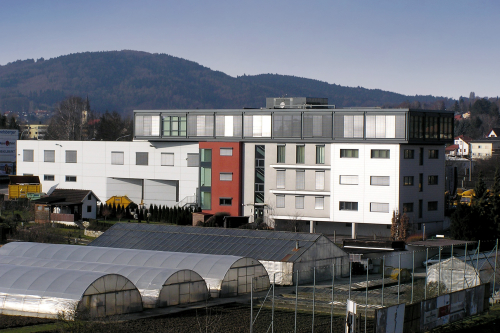 Klotzner Projekt Klampfer Elektro Ansicht Außen als Ganzes Klotzner Projekt Klampfer Elektro Ansicht Außen als Ganzes